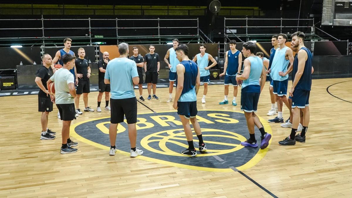 Argentina entrenó en el Templo del Rock, donde el equipo recibirá a Uruguay y Panamá por la Clasificatorias rumbo a Qatar 2027 | Foto: Prensa CAB