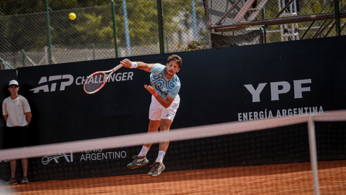 Guido Justo quedó eliminado en los octavos de final del Challenger de Tigre. Foto: prensa de la Asociación Argentina de Tenis (AAT).