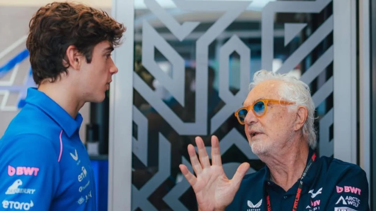 El italiano le hizo un fuerte reclamo al argentino (Foto: IG@briatoreflavio).