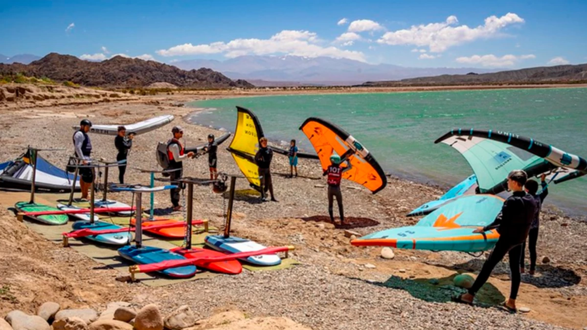 El wingfoil, una disciplina que puede practicarse en diferentes espejos de agua a lo largo y ancho del país | Foto: Prensa San Juan