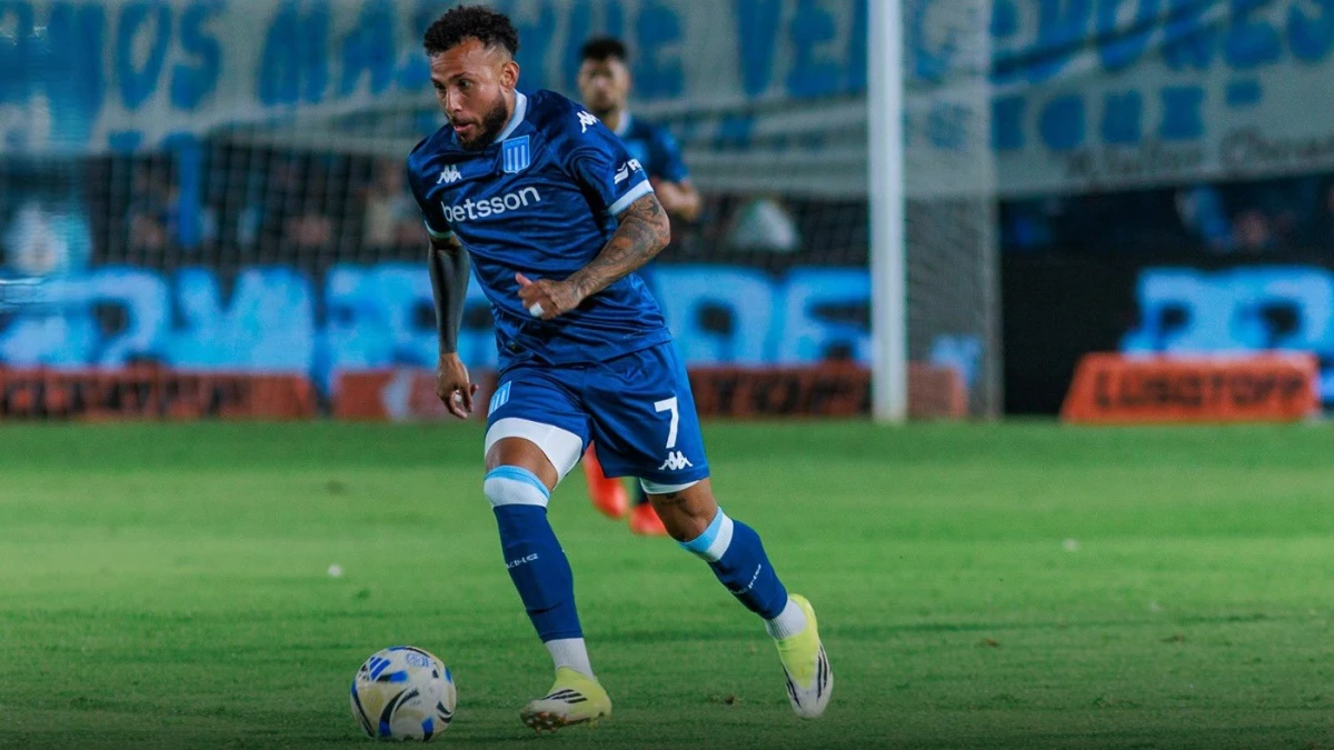 Foto: Duvan Vergara, goleador y figura de Racing en Tucumán.