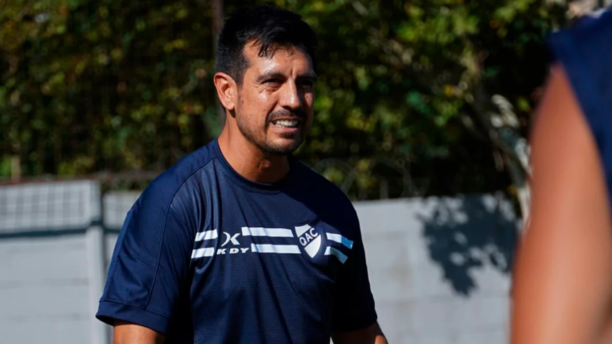 Foto:@qacoficial. El ciclo de Gracián se extendió por 18 partidos, con 6 triunfos, 5 empates y 7 derrotas