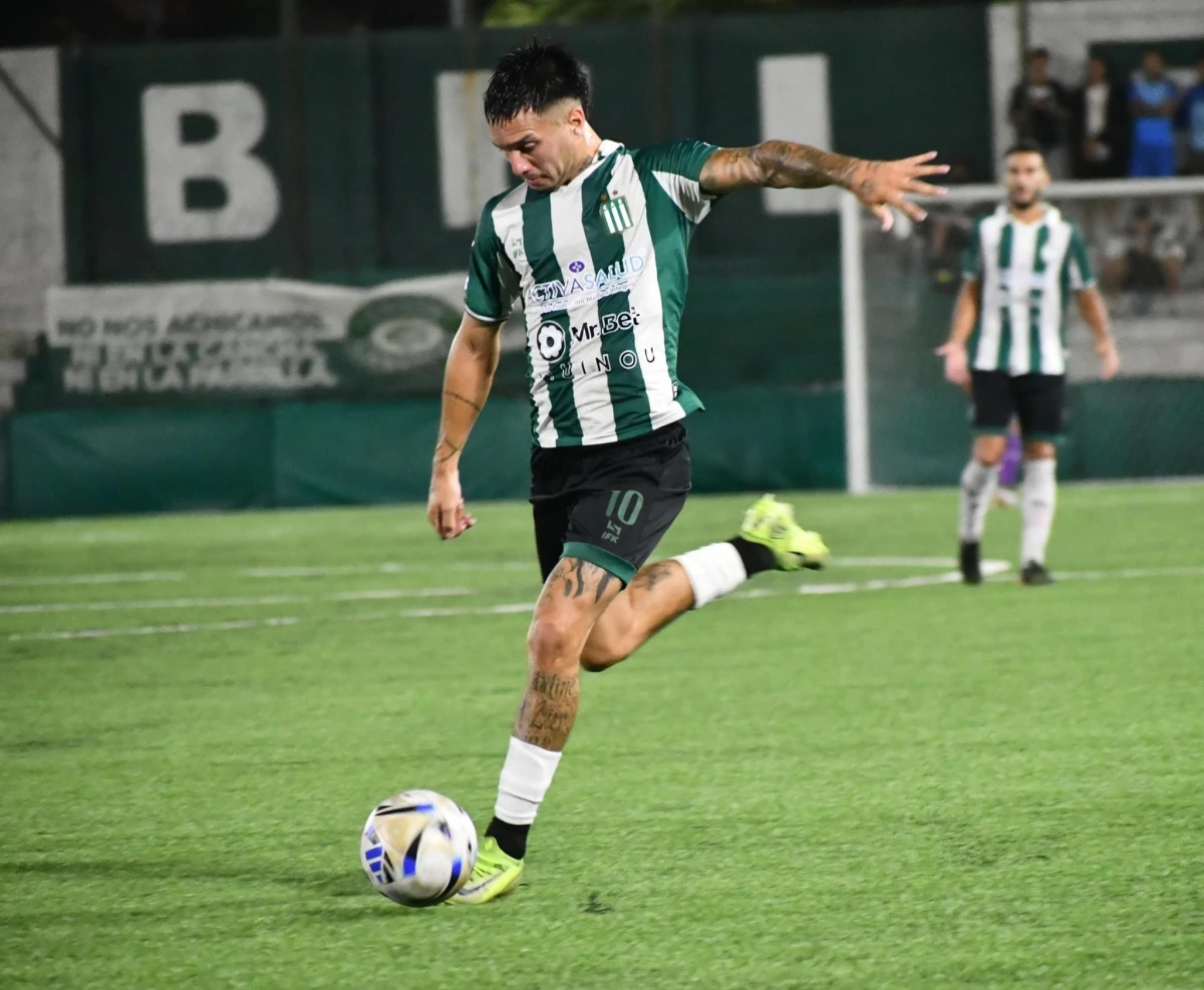 Foto:@ExcursioOficial. El Verde del Bajo Belgrano contó con la actuación de Matías Blanco.&nbsp;