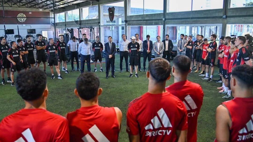 Foto: River. En la presentación de Coudet, Di Carlo presentó a los integrantes del cuerpo técnico que acompaña al nuevo DT.&nbsp;
