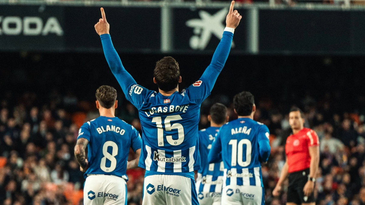 Boyé, protagonista del empate de Alavés y goleador del equipo en LaLiga | FotoX@Alaves