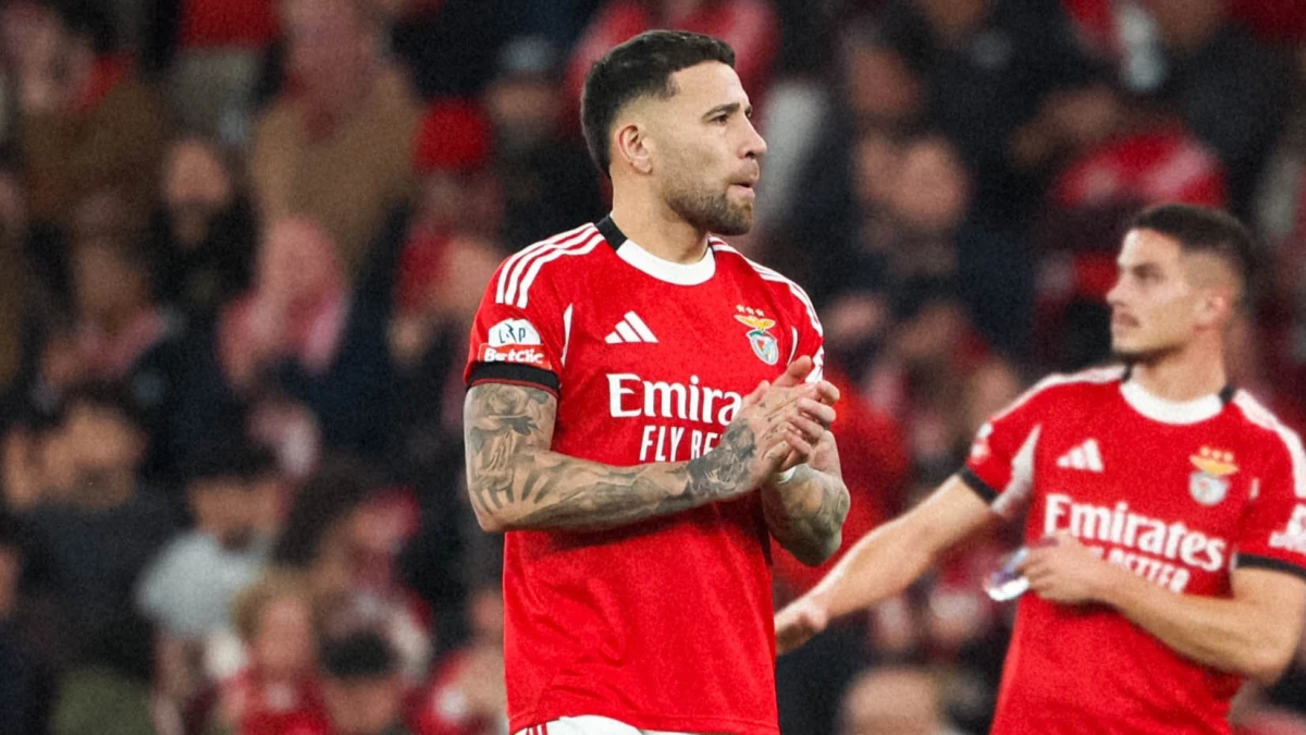 Otamendi, humillado en el segundo gol de Porto y expulsado en un turbio final | FotoX@SLBenfica