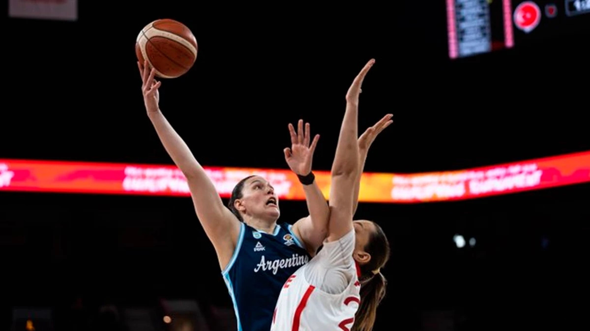 Argentina logró una tremenda victoria frente a Turquía en la segunda fecha del Grupo A de las Clasificatorias Mundialista rumbo a Alemania | Foto: X @CABBoficial