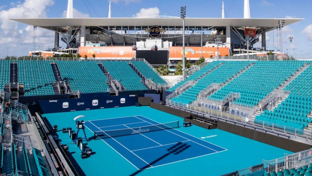 El Hard Rock Stadium Miami Gardens está listo para recibir el Masters 1000 que comienza este martes en La Florida. (Foto: @MiamiOpen)