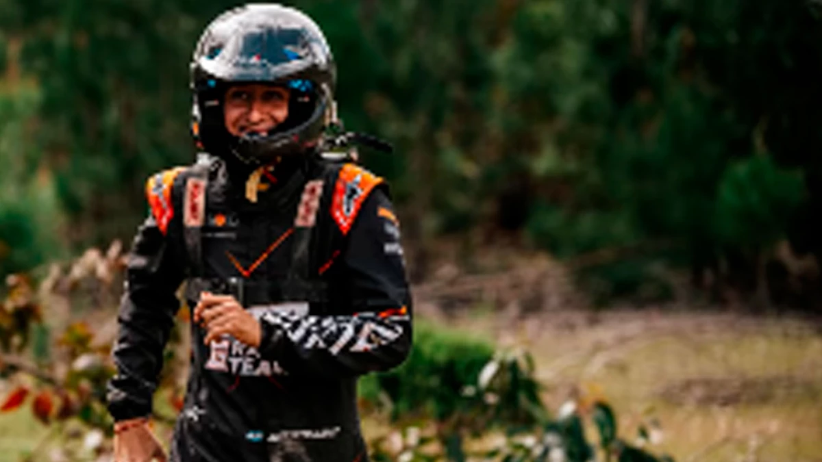 Sanz en acción durante la Etapa 1 del Rally de Portugal donde se las ingenió para sacar adelante su auto | Foto: IG @AugustoSanz