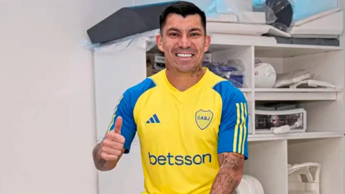 Gary Medel, en Universidad CAtólica, tuvo dos pasos como jugador por Boca | Foto: X