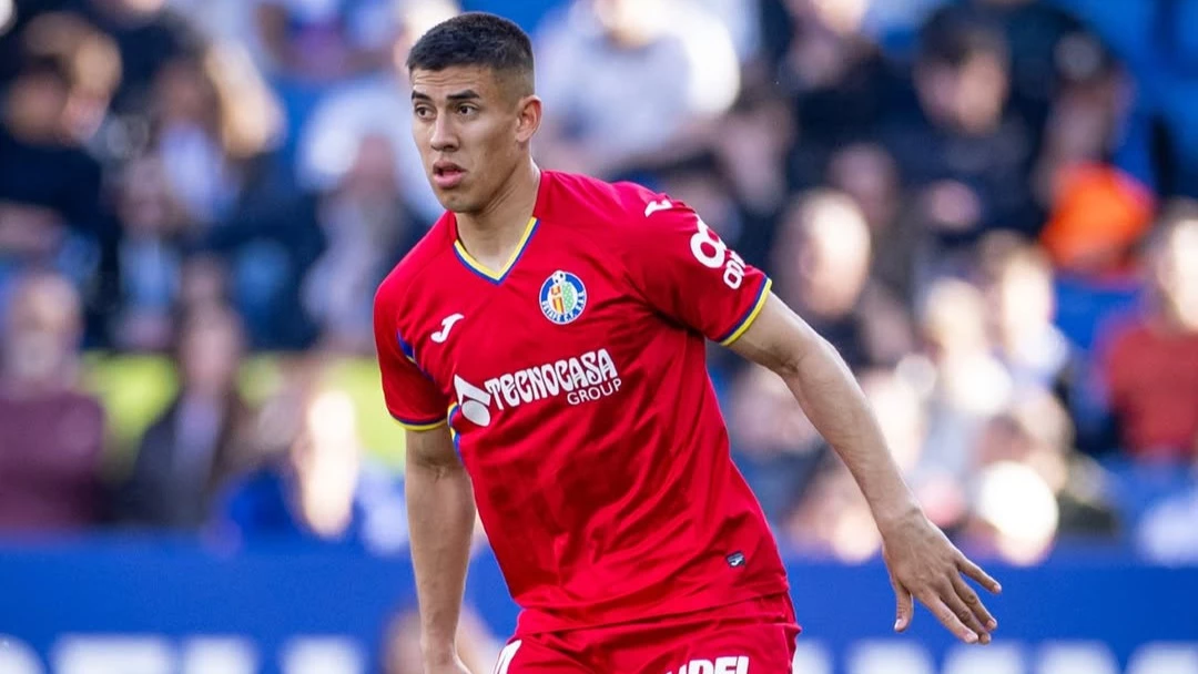 El ex Estudiantes Zaid Romero se luce en la defensa de un Getafe que crece. foto:@laliga.