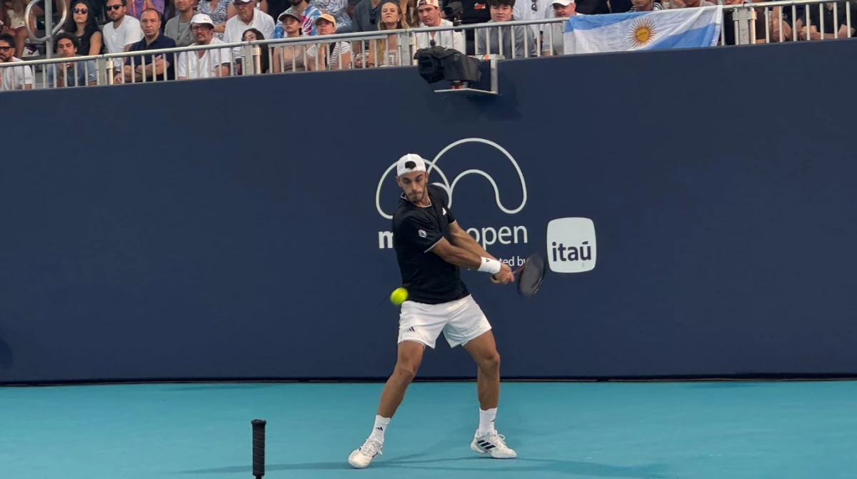 Cerúndolo se quedó con el duelo argentino y avanzó de ronda en Miami (Foto: ATP Tour).