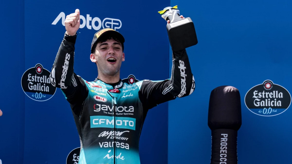 Marco Morelli en el podio del GP de Brasil. Foto: @AsparTeam