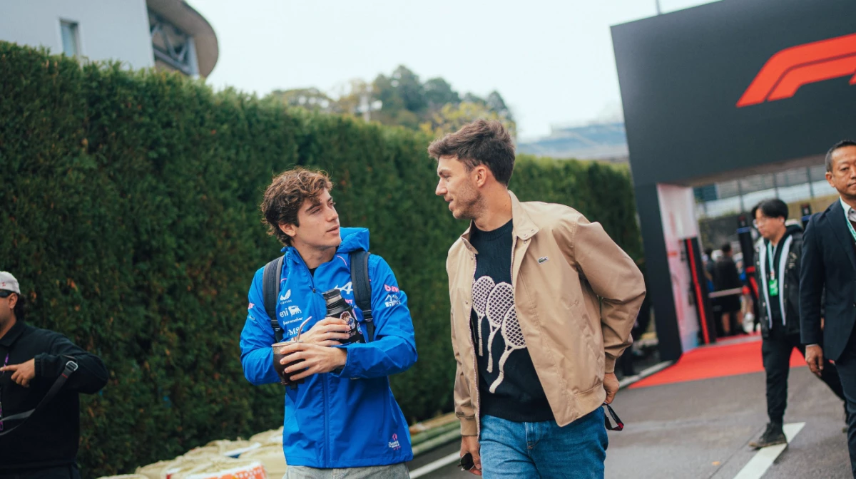 Colapinto y Gasly llegan al circuito de Suzuka (Foto: X@AlpineF1Team).