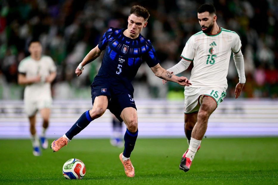 Foto: Argelia y Uruguay no se sacaron diferencias en un empate disputado en Turín.&nbsp;