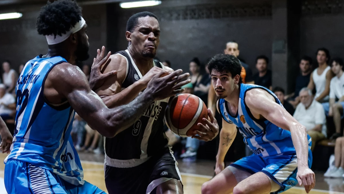 Foto: Triunfo clave de Platense como local sobre Racing, de Chivilcoy en la lucha por la permanencia.