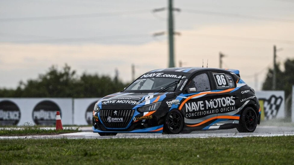 Foto: Martín Leston ganó la Clase 2 de Turismo Nacional.