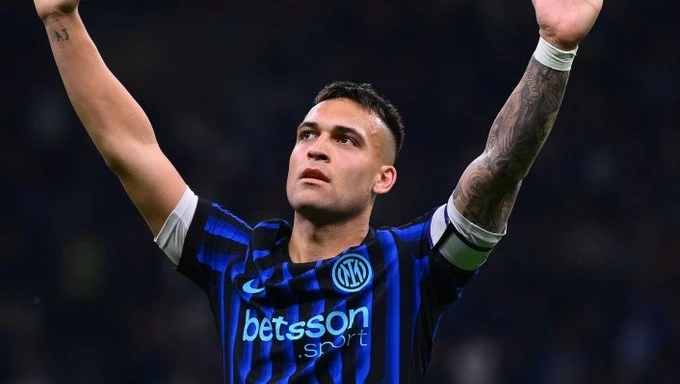 Foto:@Inter. Sinónimo de gol absoluto. Lautaro Martínez llegó a los 173 tantos en el Inter y es el tercer máximo anotador