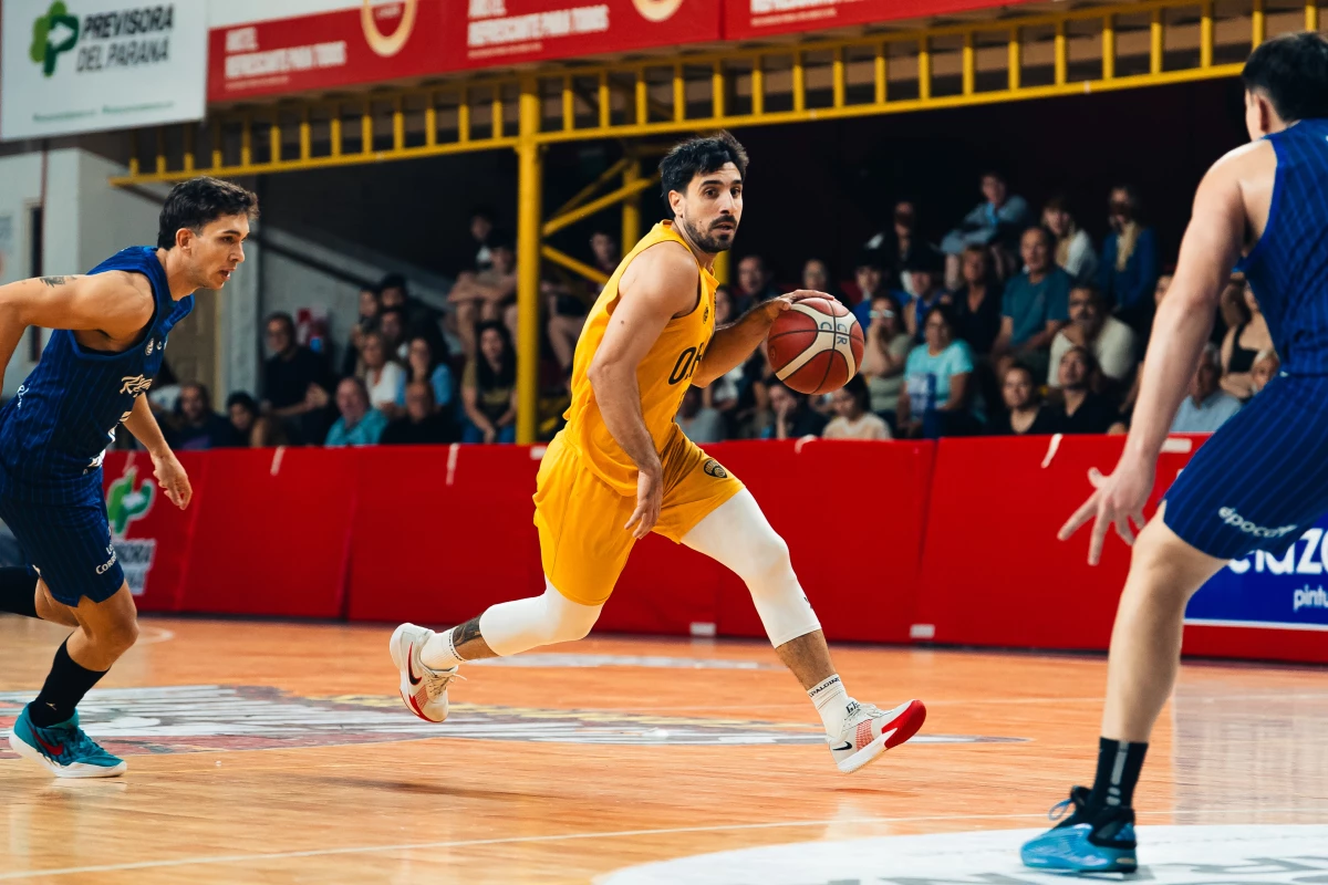 Foto: Obras perdió en Corrientes luego de consagrarse campeón de la Copa Islas Malvinas en Formosa el pasado jueves.