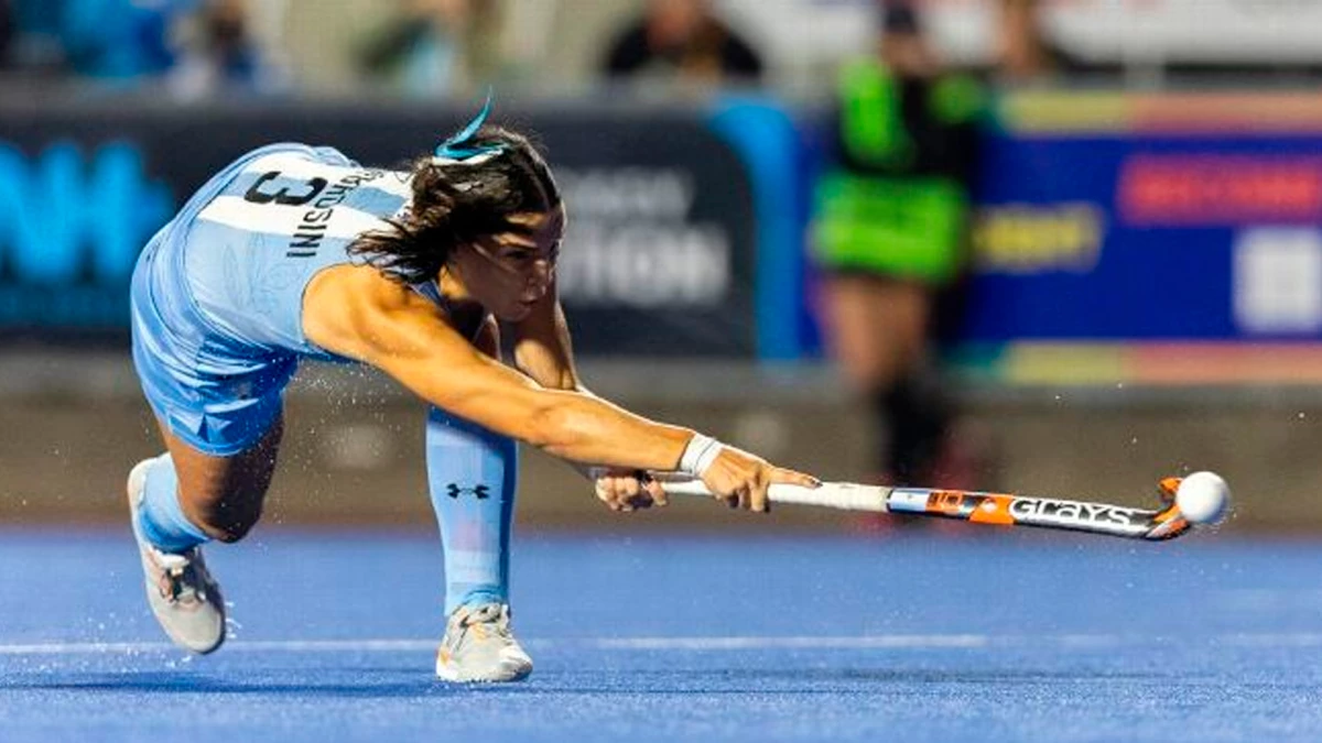 Foto: Las Leoncitas debutaron con una aplastante victoria ante México por 11 a 0 en la Copa Panamericana Junior de Chile