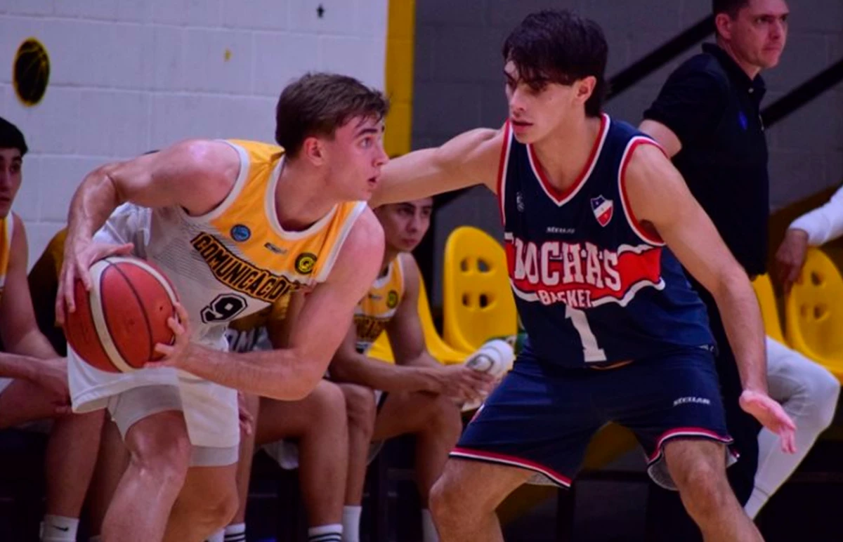 Comunicaciones de Mercedes domina la serie ante Bochas y sueña con la clasificación | Foto: Prensa AdC