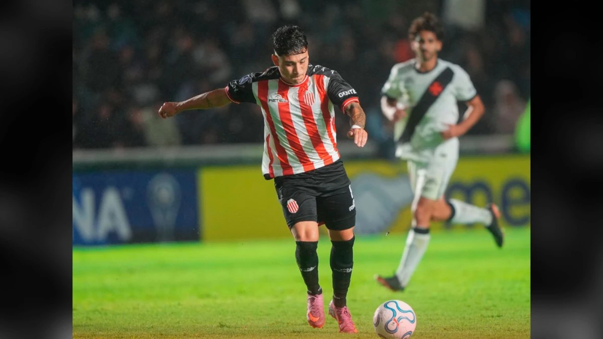 Foto:@barracascentral. En su debut en torneos continentales, Barracas Central empató sin goles con Vasco da Gama, en Banfield