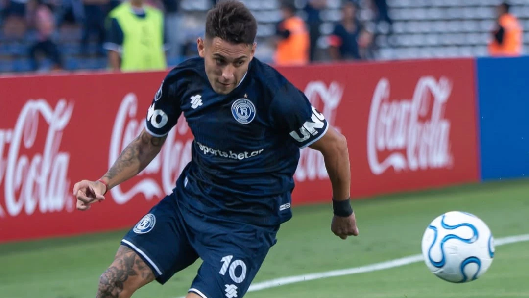 Matías Fernández, autor del primer gol de la Lepra mendocina en una Copa Libertadores. foto: @csir.oficial.