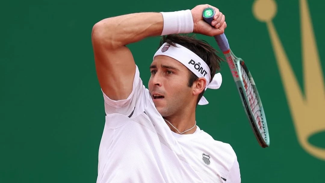 Tomás Etcheverry es el único argentino que continúa en competencia en el Masters 1000 de Montecarlo. (Foto: @ATPTour)