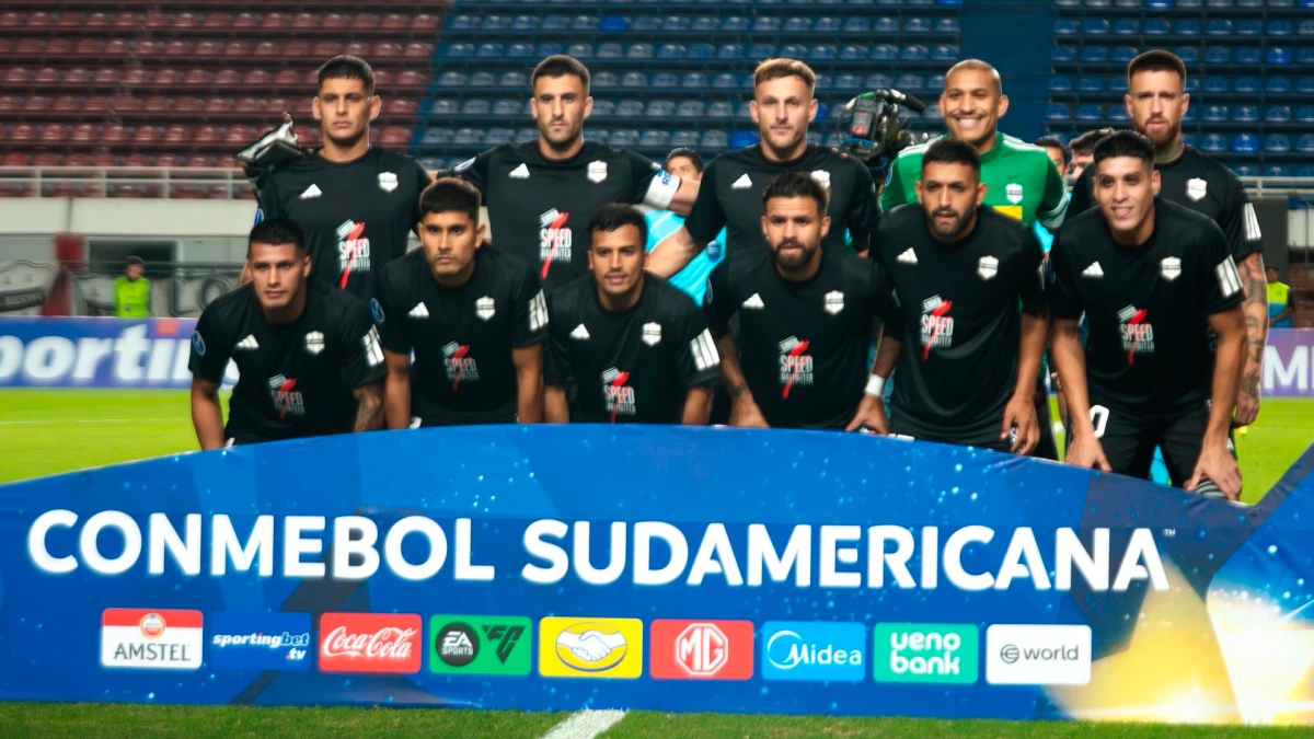 Depotivo Riestra disputó su primer encuentro internacional ante Palestino | Foto: X @PrensaRiestra