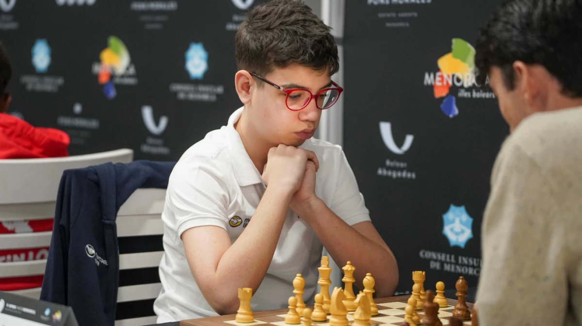 Faustino Oro ganó 6 de 9 partidos en Menorca