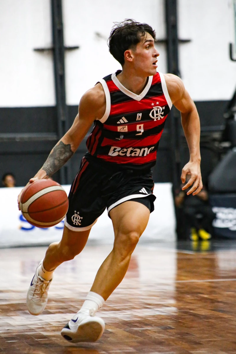 Foto:@TimeFlamengo. El cordobés Baralle colaboró con 12 unidades y 4 asistencias