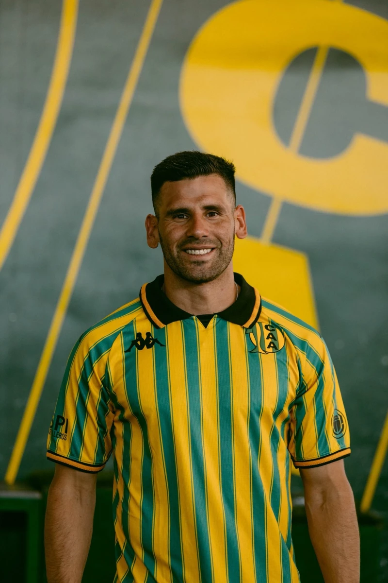 Foto:@clubaldosivi. El lateral Guillermo Enrique no estará disponible para el DT Israel Damonte