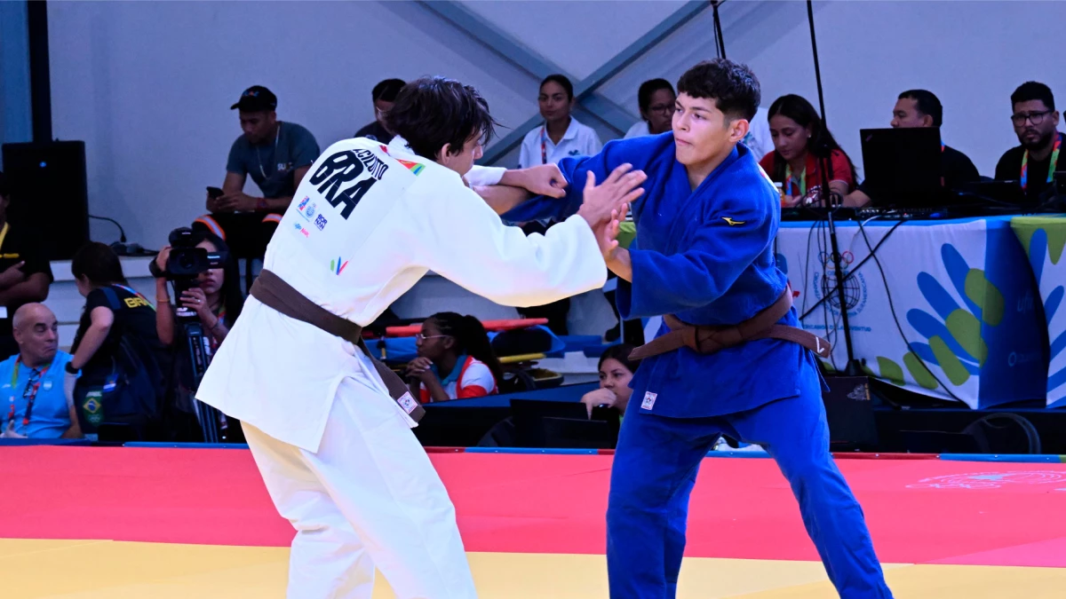 Thiago Carvallo se subió a lo más alto del podio en Panamá | Foto: Prensa COA