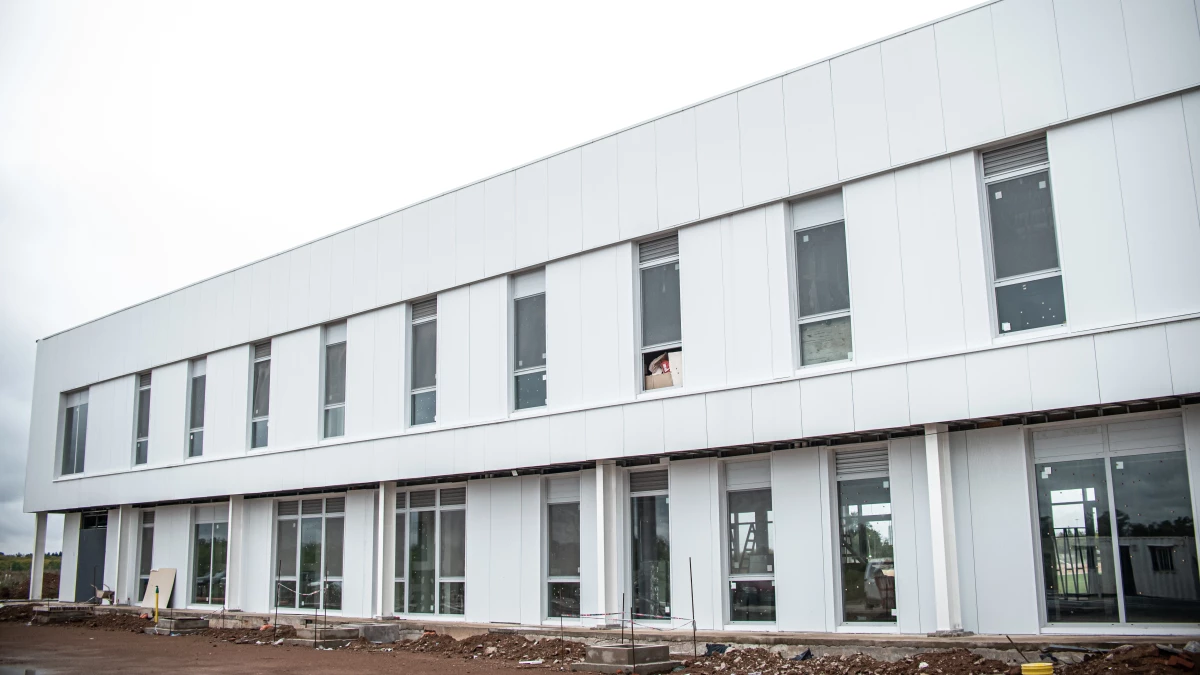 La planta baja será el “corazón deportivo” del predio, mientras que el primer piso tendrá lugar para áreas estratégicas directivas y administrativas | Foto: Racing Club