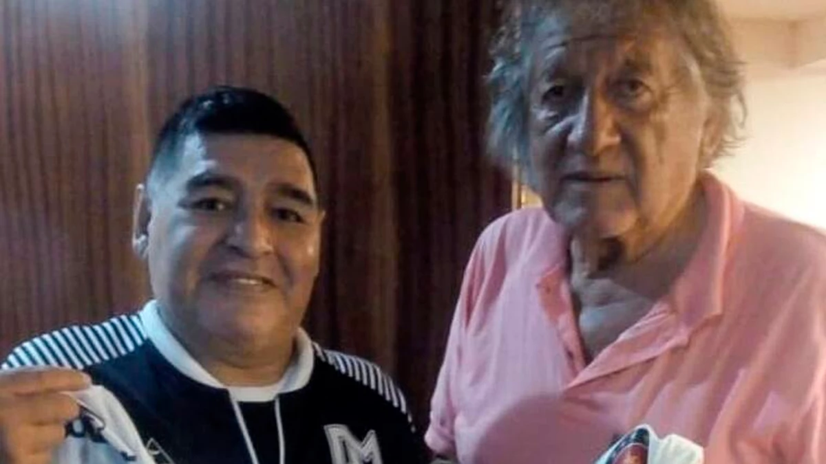 Diego Maradona y el “Trinche” Carlovich en Rosario | Foto: Captura imgen Youtube