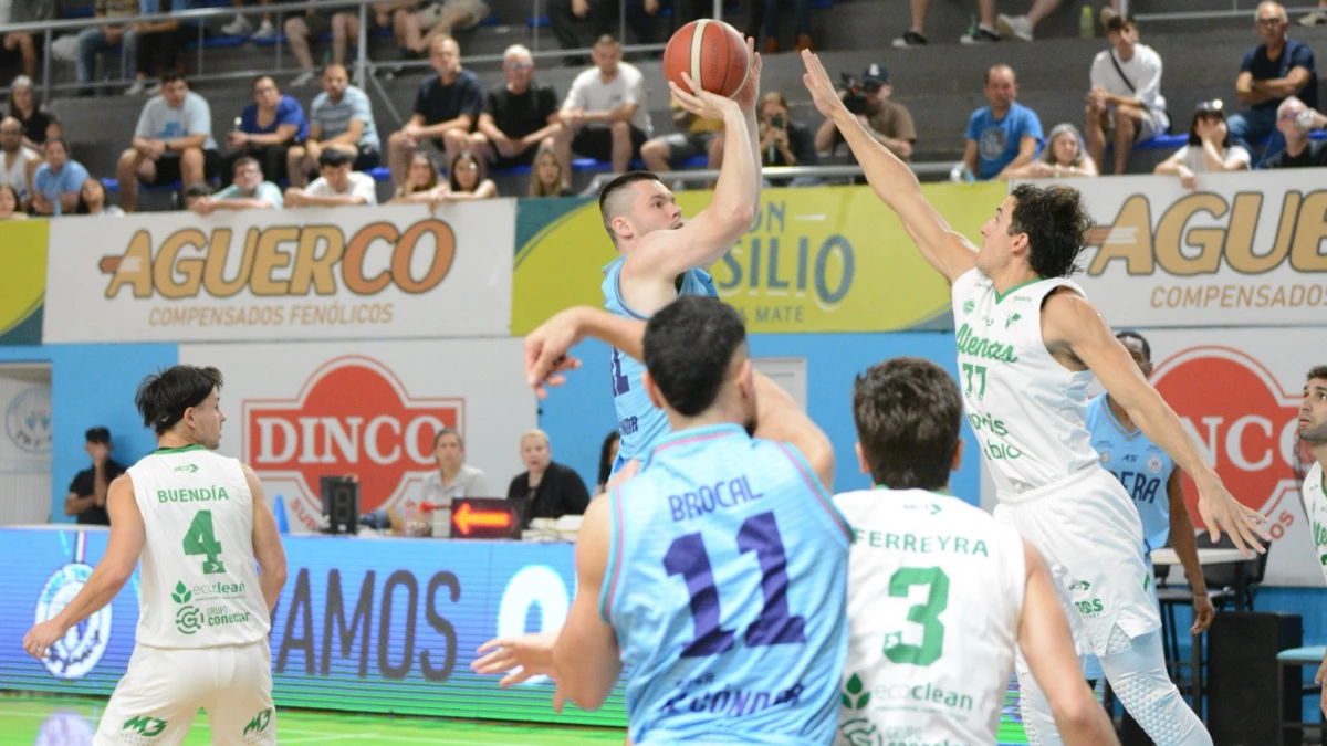 Foto: Oberá TC ya estaba clasificado directamente a cuartos de final y no lo preocupó la derrota con Atenas.