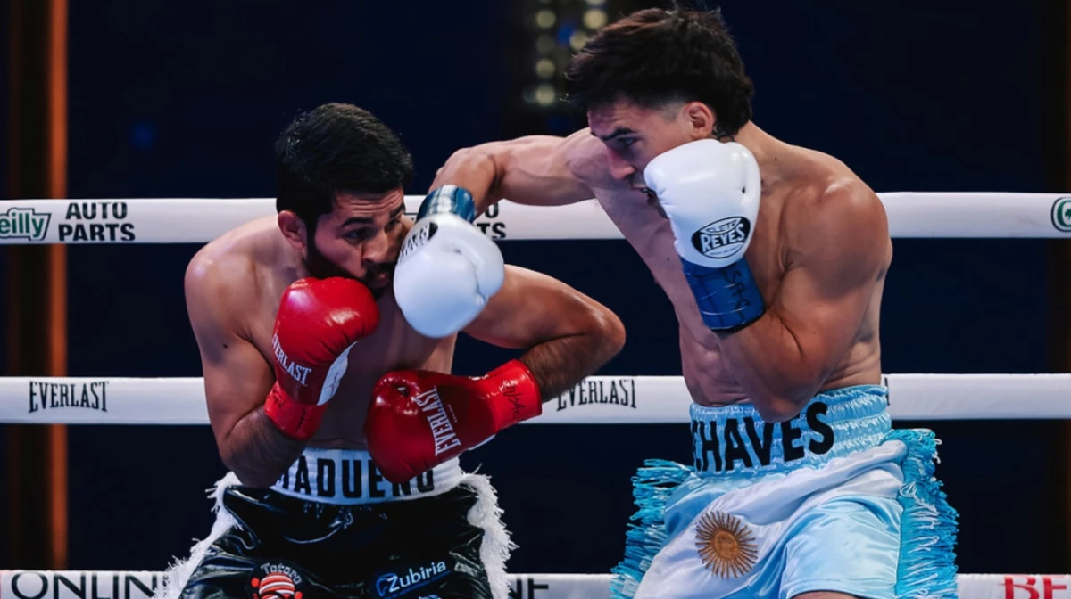 Chaves tuvo un promisorio estreno en Las Vegas (Foto: X@NoSmokeBoxing).