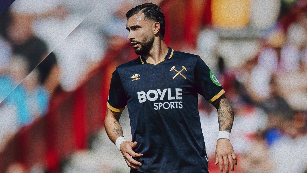 Tatyy Castellanos en una escena del partido ante Brentford. foto: @westham.