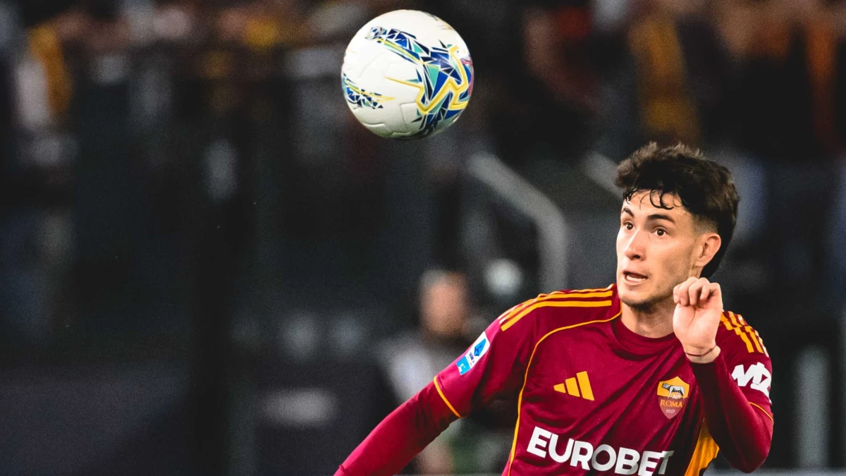 Foto: Matías Soulé fue reemplazado por su compatriota Dybala en el segundo tiempo del partido que la Roma goleó a Fiorentina.