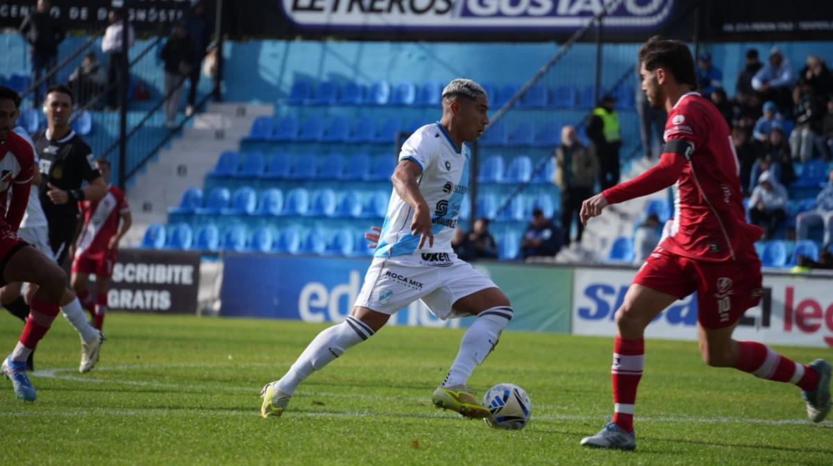Maipú goleó 5-0 a Temperley (Foto: X@TemperleyOk).
