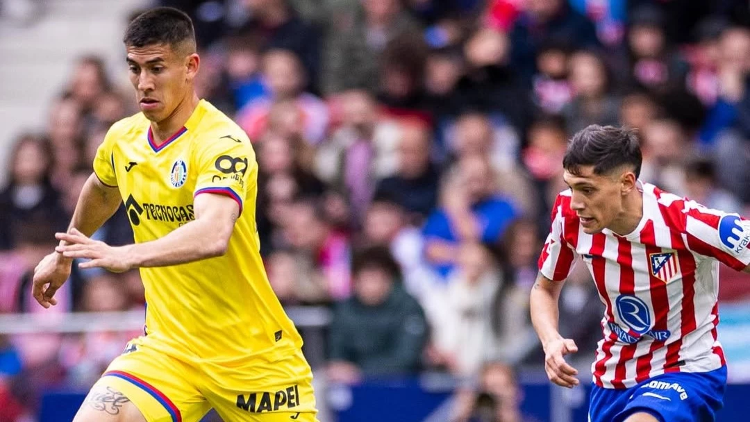 Zaid Romero contra Nahuel Molina en España. Foto: Getafe.