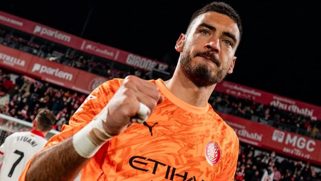 Paulo Gazzaniga festeja el empate de Girona, que lo saca del descenso. foto: @laliga.