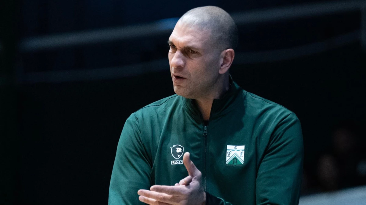 Foto: Gabriel Fernández, el campeón olímpico que es el &nbsp;técnico de Ferro tiene a su hija Julia en el equipo.