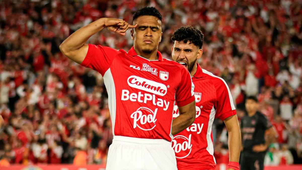 Foto: Iván Scarpeta, autor del primer gol que abrió el camino de la victoria de Independiente Santa Fe ante Platense