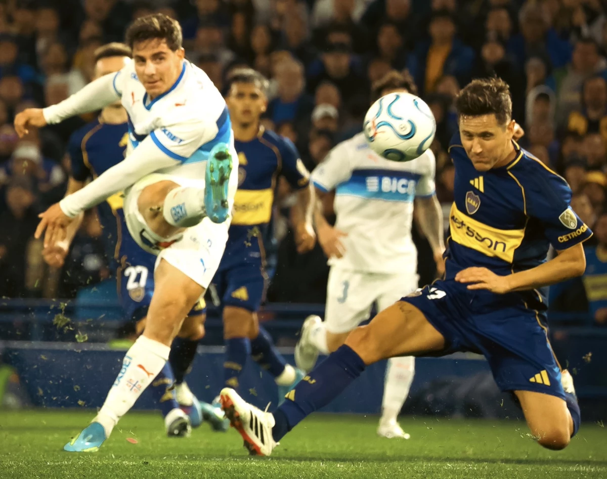 El remate de gol de Universidad Católica.Foto de Universidad Católica (X).