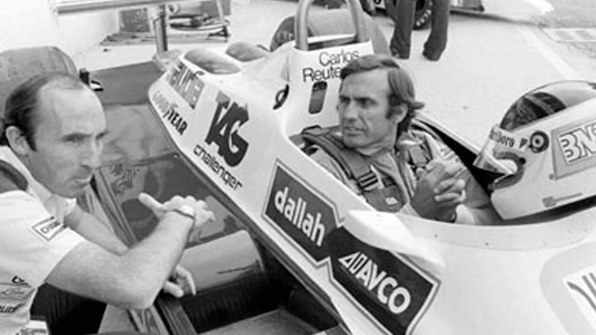 El argentino Reutemann, junto a Frank Williams, el propietario de la escudería | | Fotos: Armando Rivas https:www.f1-web.com.ar