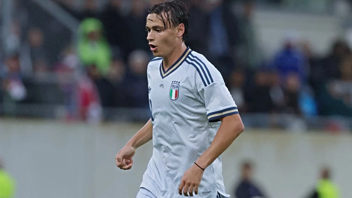 Francesco Pio Exposito, compañero de Lautaro Martínez en Inter, autor del gol italiano. foto: @uefa.