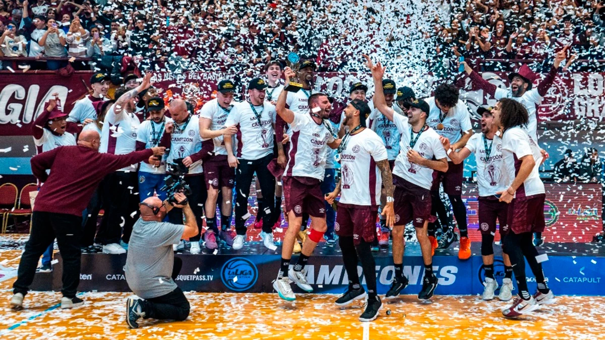 El equipo del sur bonaerense grito campeón y ascendió a la LNB | Foto: Prensa Lanús