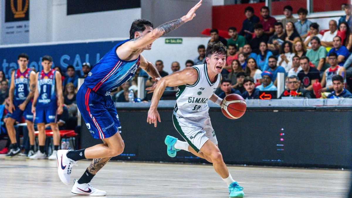 Foto:@LigaNacional. Gimnasia y Esgrima de Comodoro Rivadavia concretó un muy buen triunfo en Santiago del Estero ante Quimsa