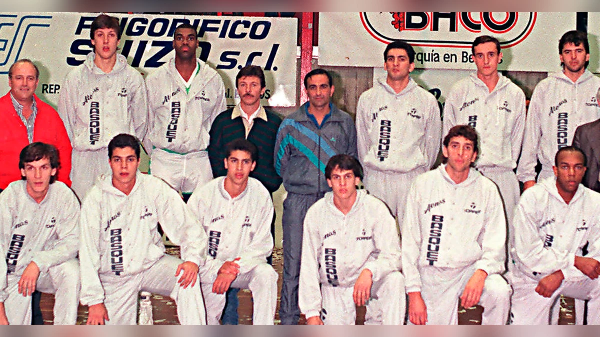 Atenas de Córdoba, de la mano de Walter Garrone y con Rubén Magnano en el staff técnico | Foto: Archivo Asociación de Clubes&nbsp;